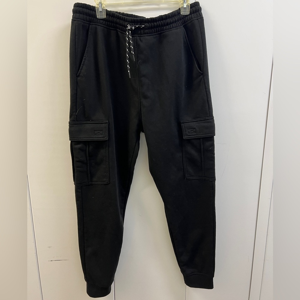 Like New Hype Black Cargo Jogger Pants